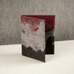 Mappe Ordner Filz Bergauf Suedtirol rot grau schwarz mod 1